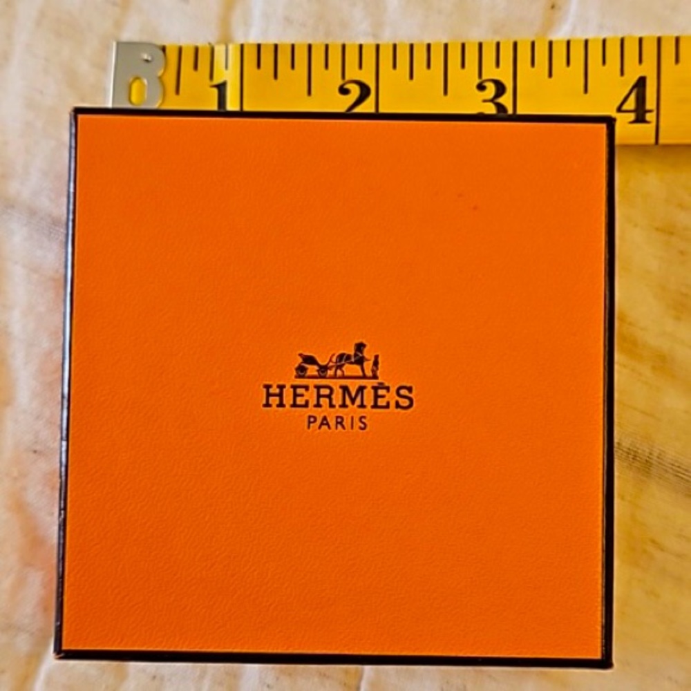 Hermes Box. Authentic. Perfect condition.